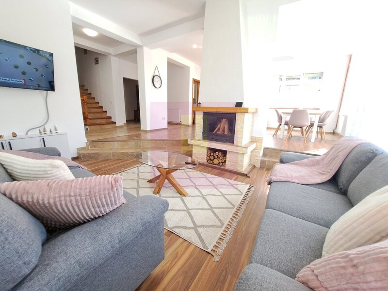 Vila de vanzare in Busteni - Zona Piatra Arsa